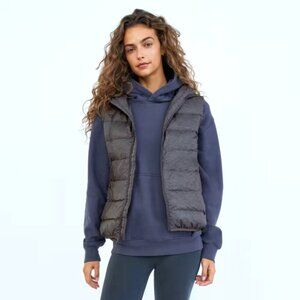Aritzia Little Puff Vest